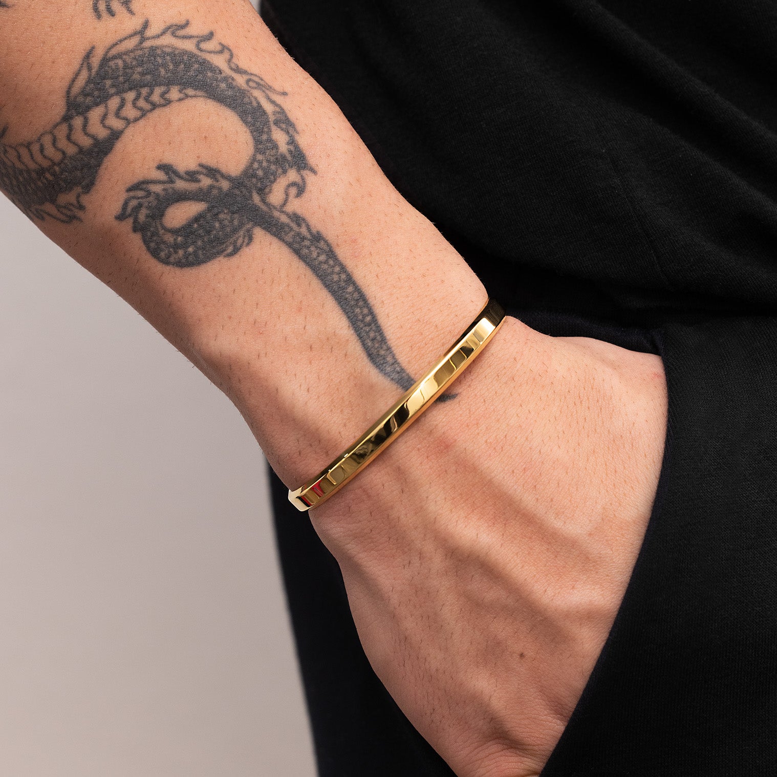 BRUSHED CUFF - GOLD