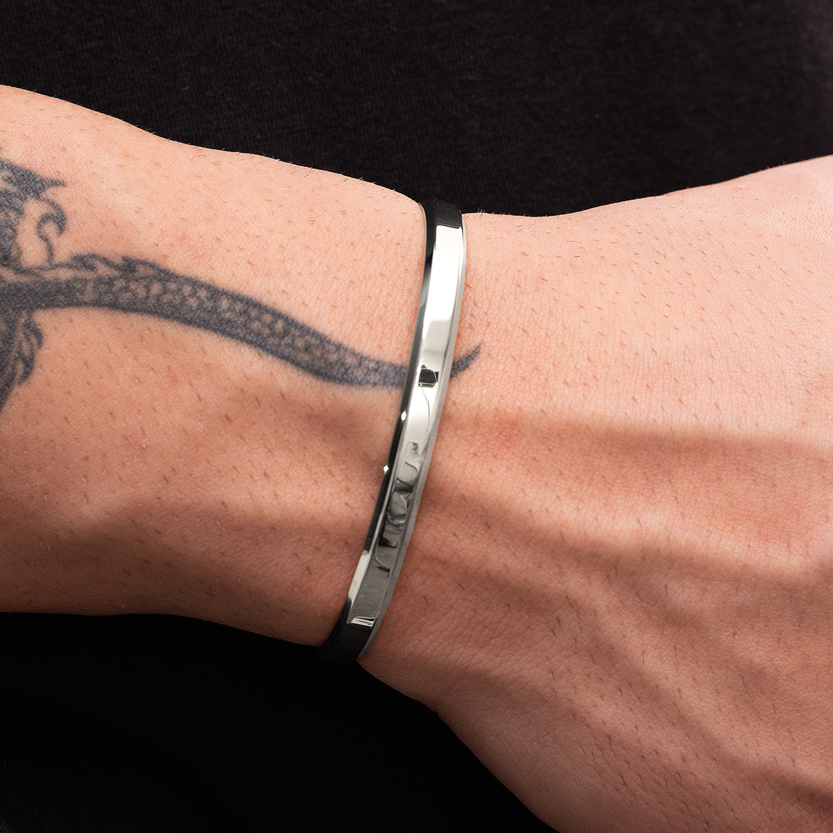 Men wearing Julivno brushed cuff bracelet 6.5mm with White Gold Plated finish