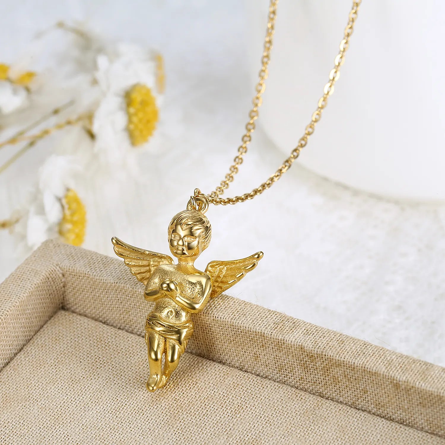 ANGEL PENDANT - GOLD (30𝘮𝘮)
