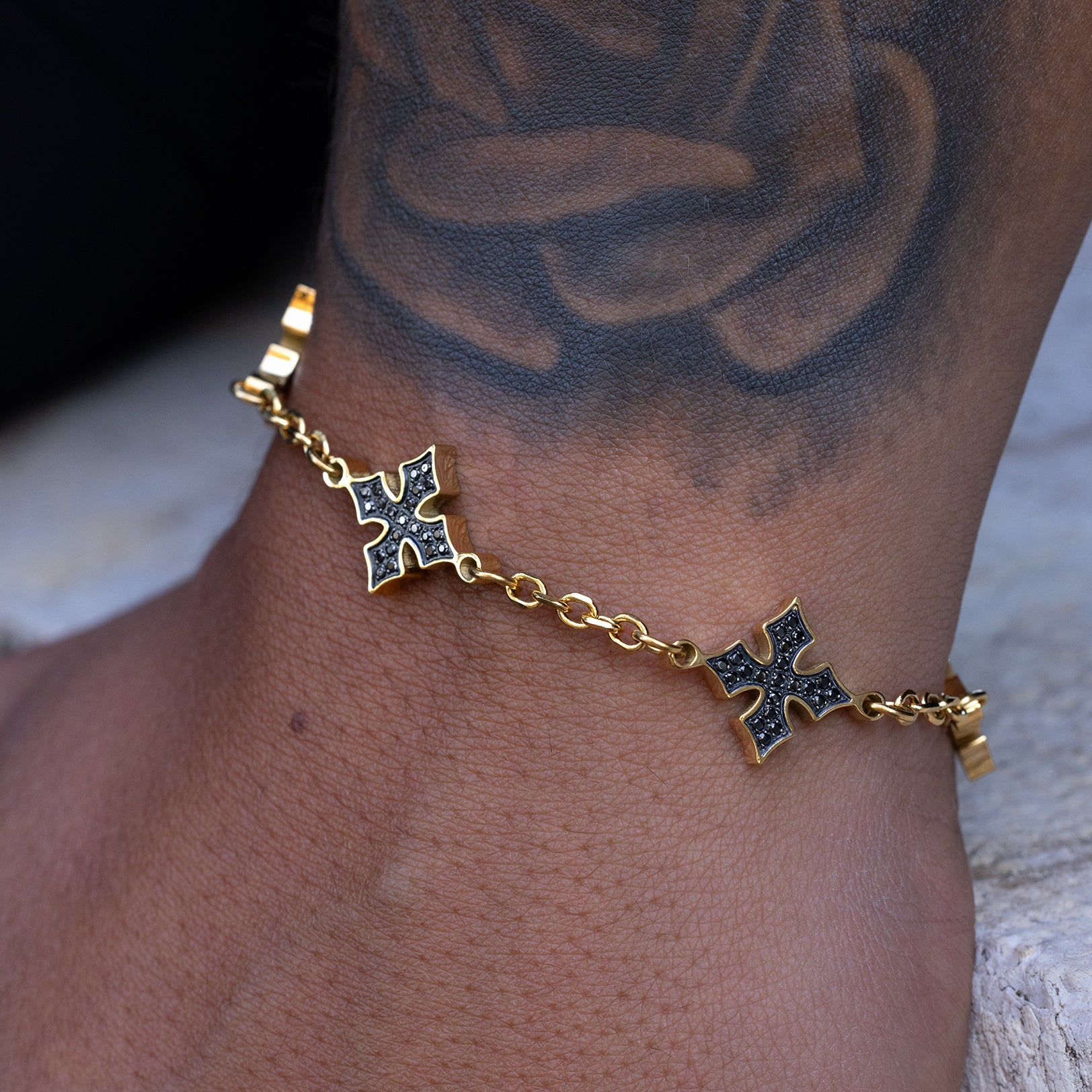 DIAMOND VAN CLEEF BRACELET - GOLD