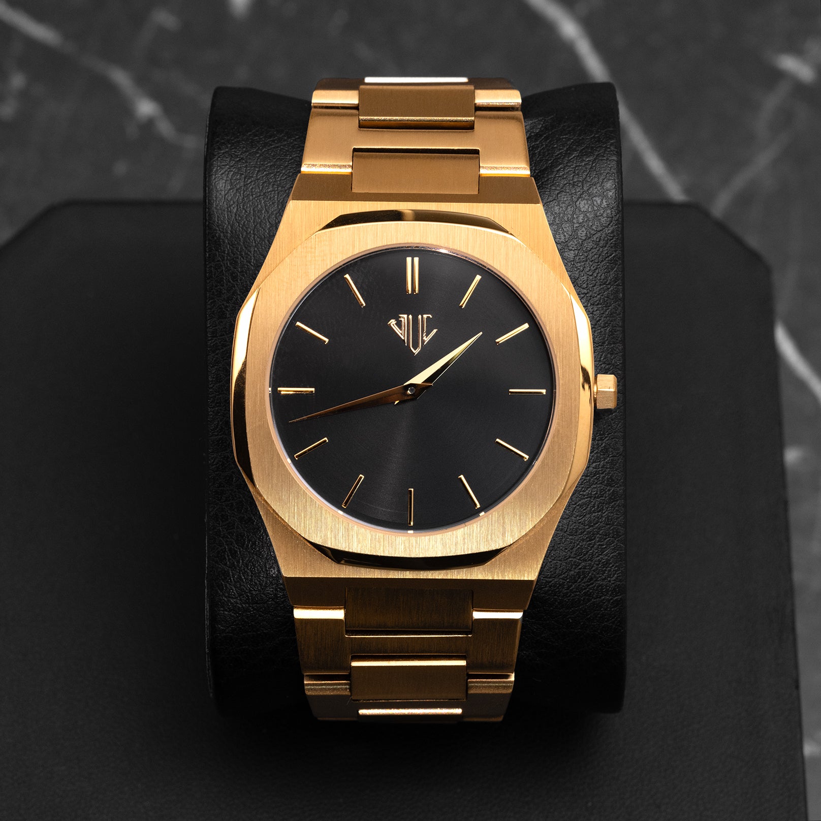 Premium Julivno classic watch with 18K gold plated finish AD design inspired