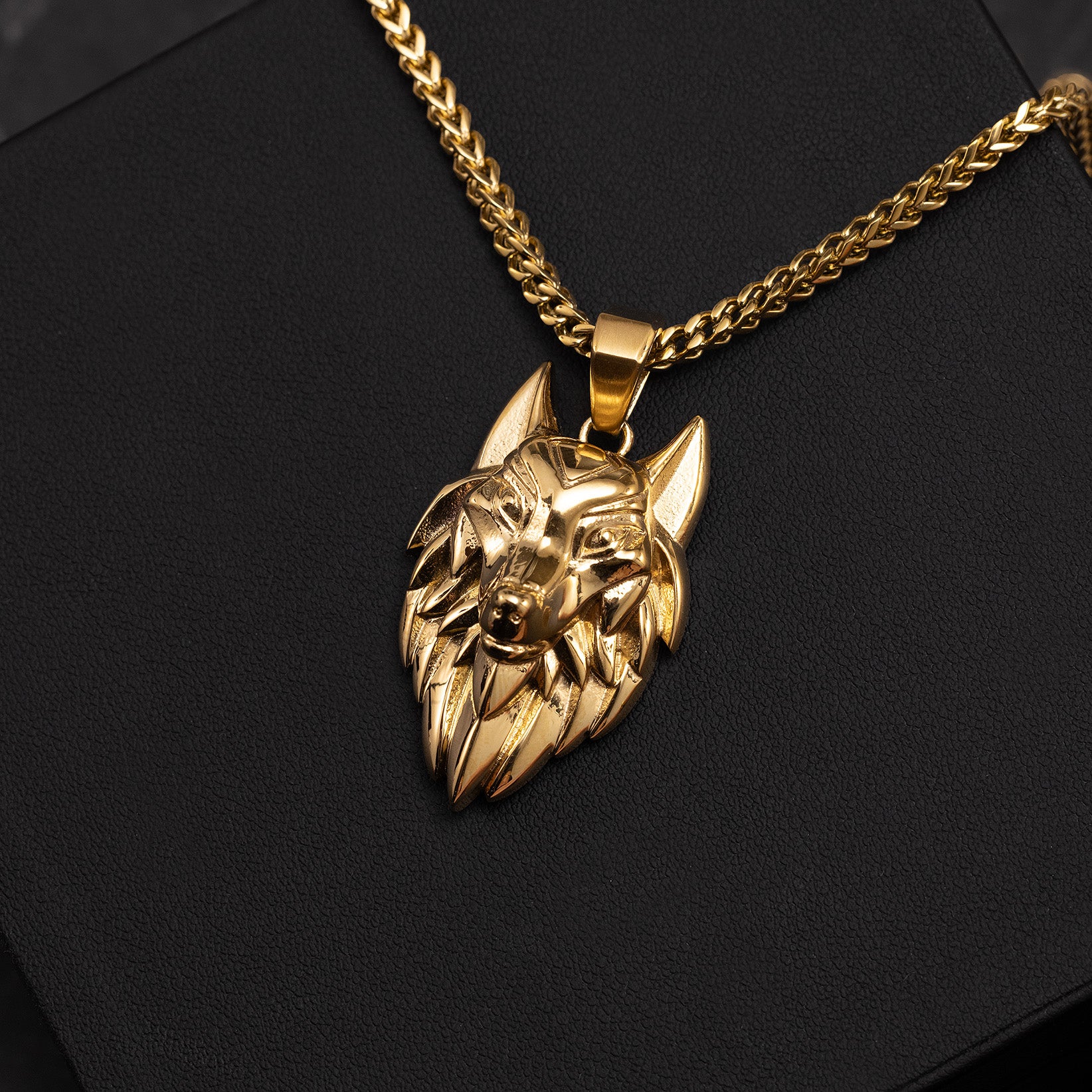 Luxury gold plated wolf pendant with detailed craftsmanship