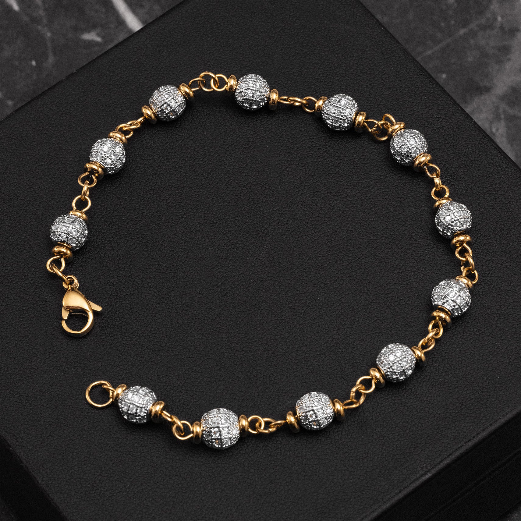 BALLS BRACELET - WHITE/GOLD