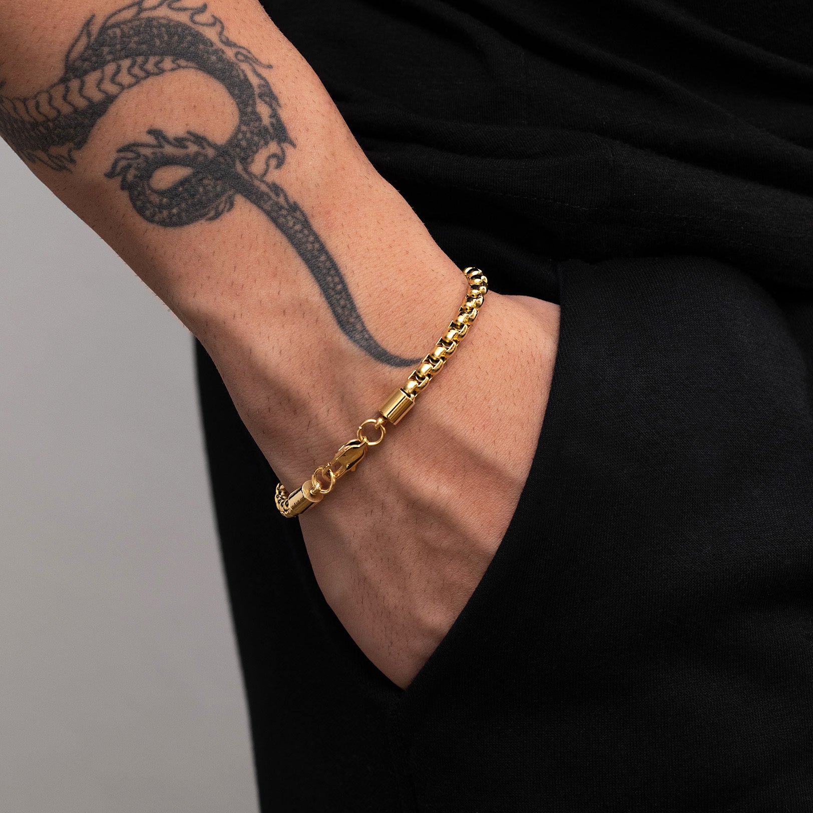 Premium men’s gold box chain bracelet with modern design