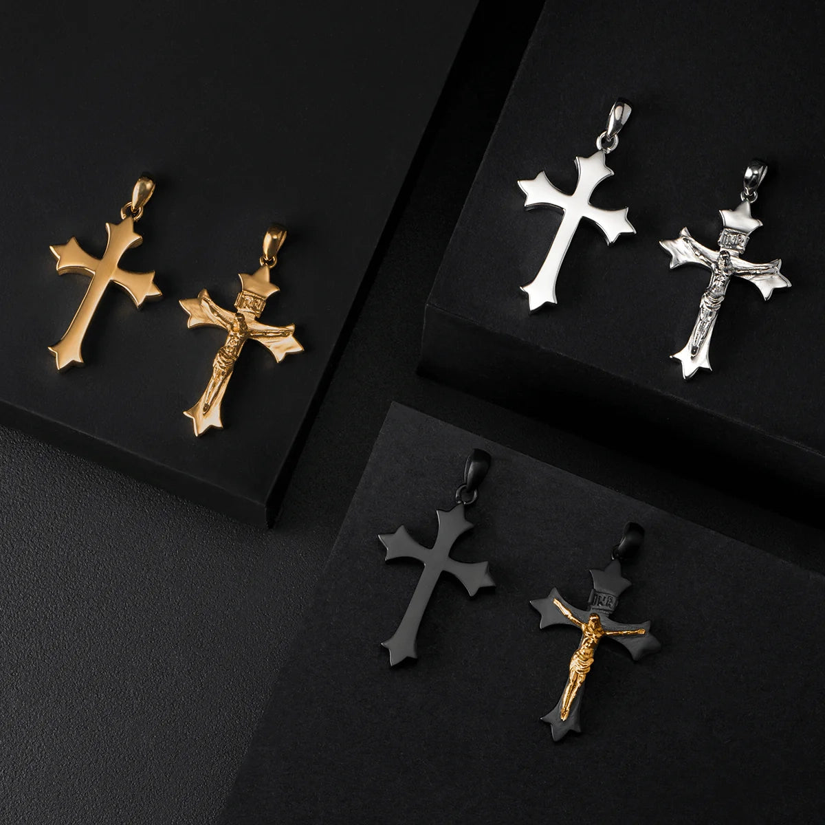 MEDIEVAL CRUCIFIX PENDANT - WHITE GOLD