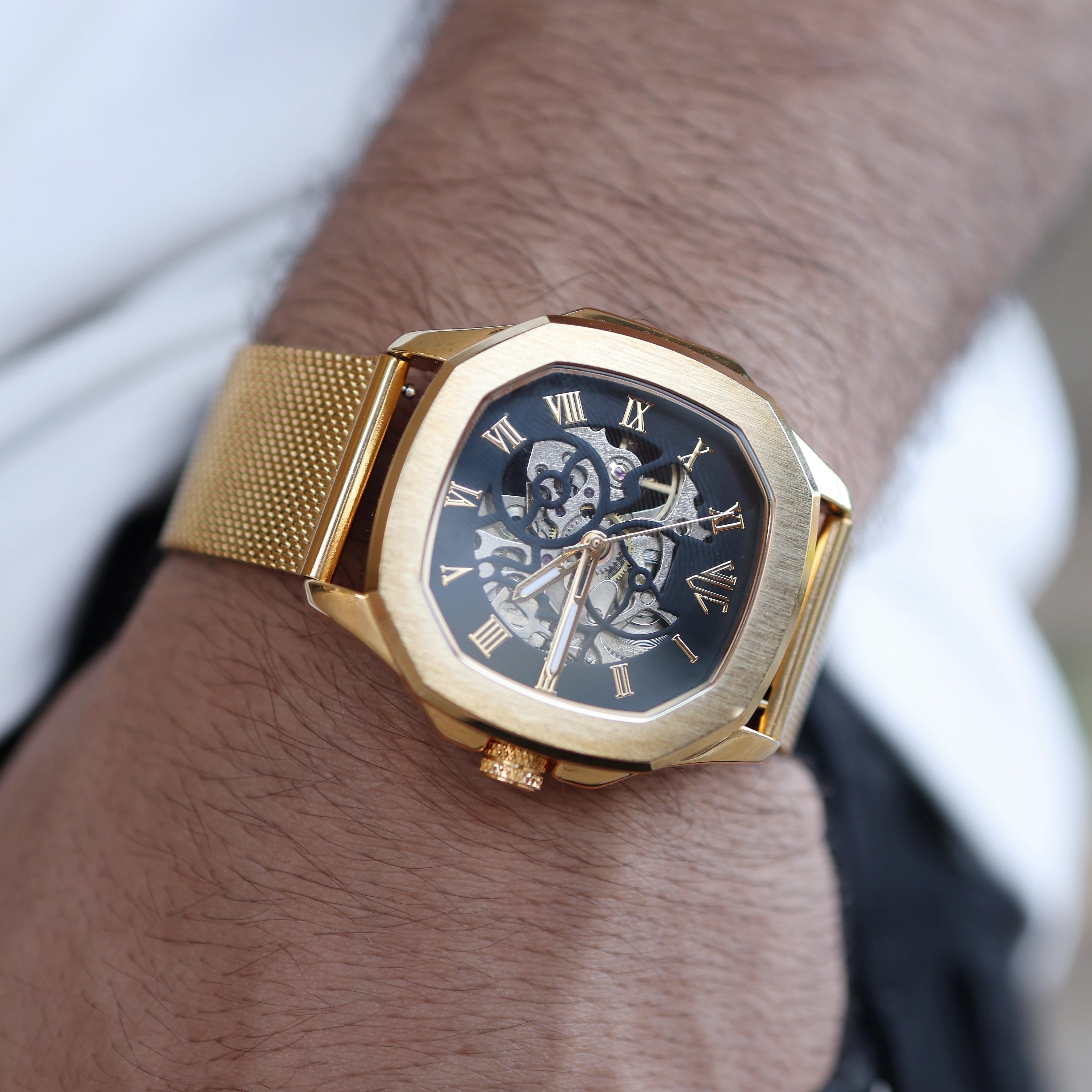 SKELETON JULIVNO WATCH - GOLD